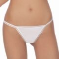roza_fiona_white_front_close_up.jpg