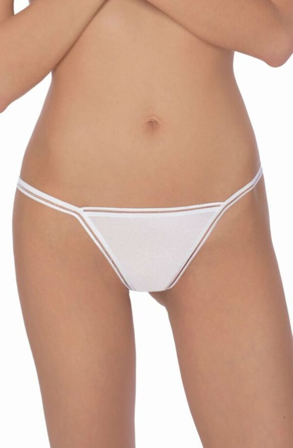 roza_fiona_white_front_close_up.jpg roza_fiona_white_front_close_up.jpg