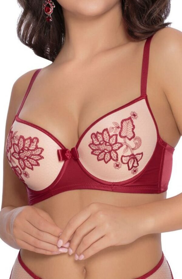 roza_mehendi_push_claret_close_up.jpg roza_mehendi_push_claret_close_up.jpg