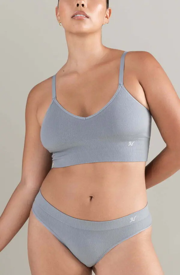 Seamless-Bralette_Grey-2.jpg Seamless-Bralette_Grey-2.jpg