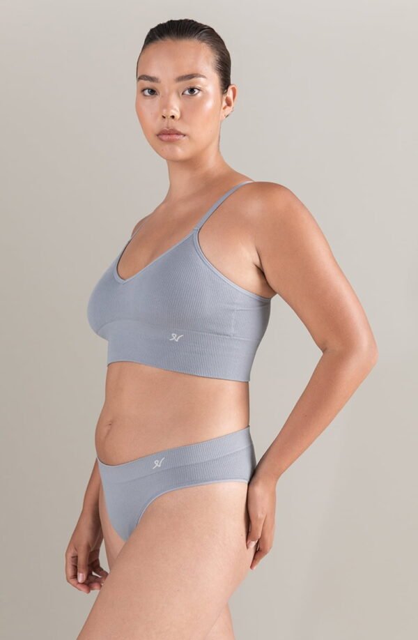 Seamless-Bralette_Grey-3.jpg Seamless-Bralette_Grey-3.jpg