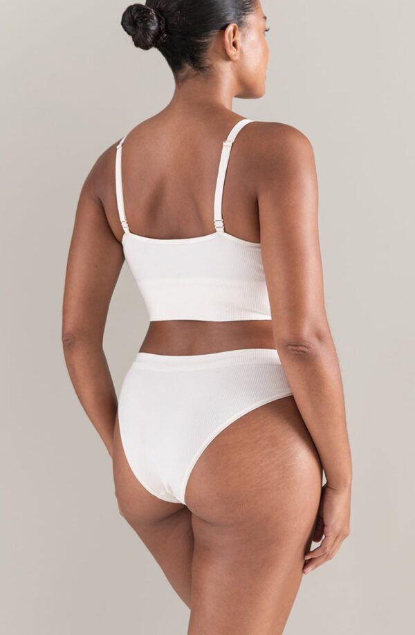 Seamless-Brief_White-4.jpg Seamless-Brief_White-4.jpg